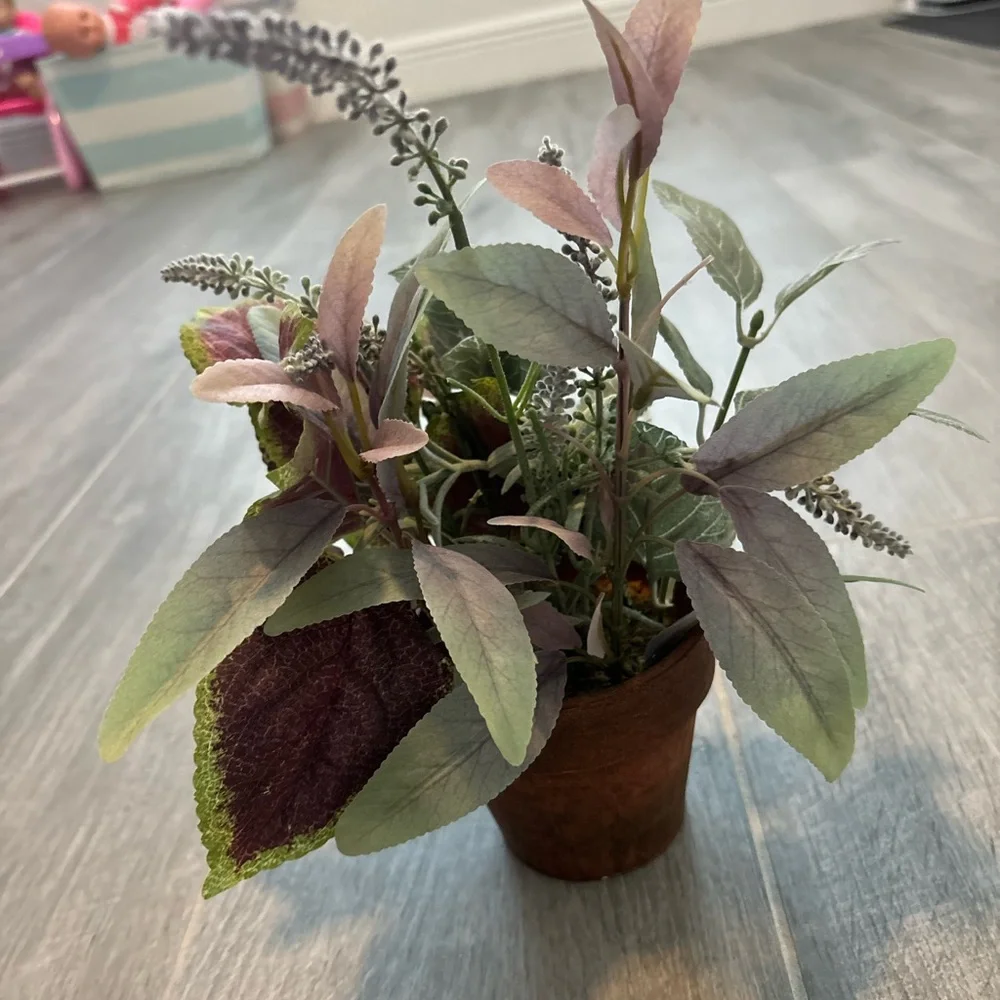 Hobby Lobby Faux Floral Arrangement with Purple and Green Leaves